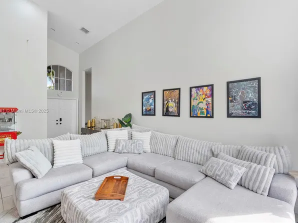 4765 NW 122nd Dr, Coral Springs, FL 33076