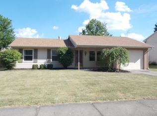 1028 Applewood Rd, Fort Wayne, IN 46825