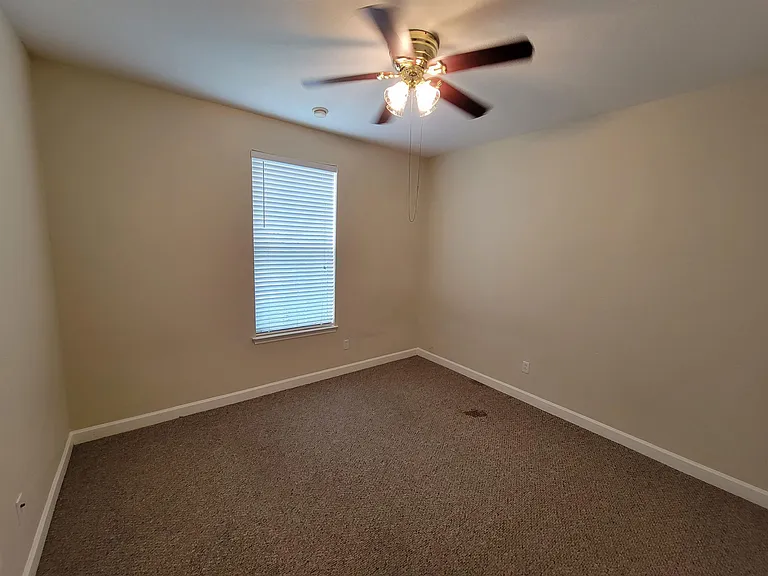 4247 Raleigh Way — Photo 17