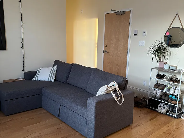 135 Concord St S #3 — Photo 3