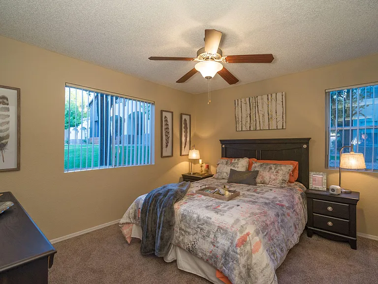 Sterling Point Apartment Homes — Photo 81
