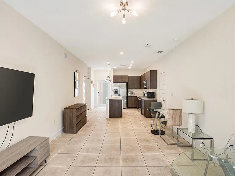 4725 NW 85th Ave #43 — Photo 3