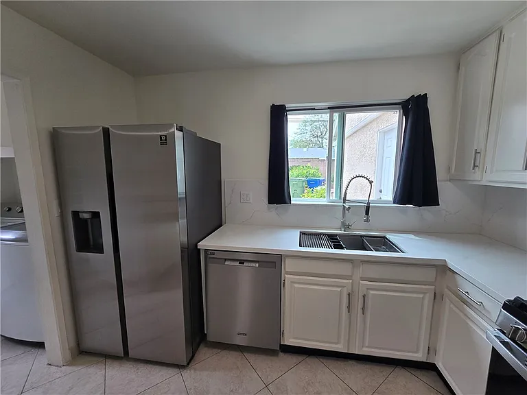 6683 Gross Ave — Photo 9