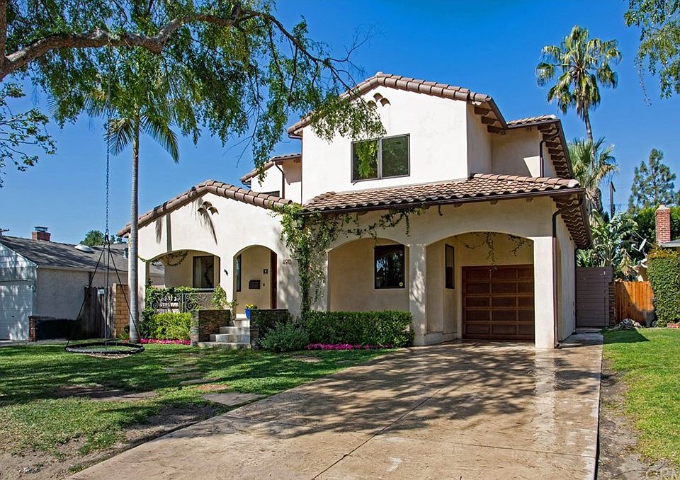 1st image of 4915 Placidia Ave