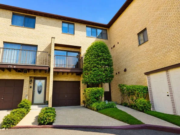 81 Canon Dr, Staten Island, NY 10314