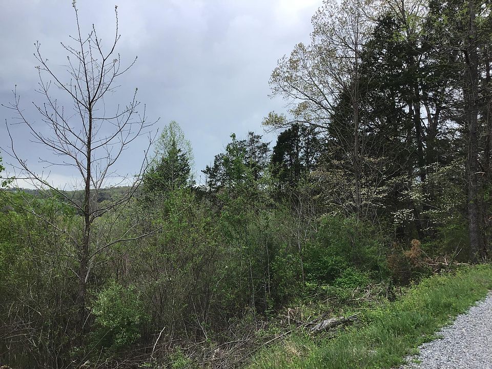 2nd image of Lakeside Dr