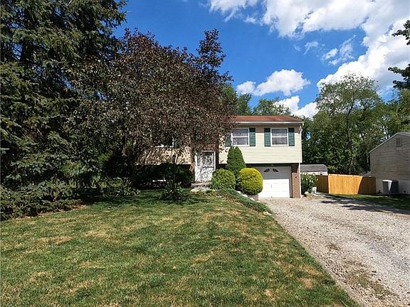 2nd image of 16 Fitch Ln