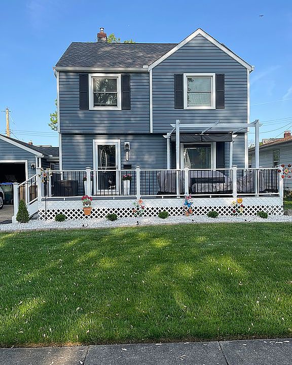 2nd image of 2315 21st St