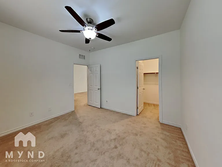 7825 Flintshire Ct — Photo 13