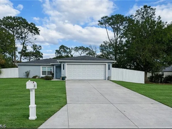 7081 Brazil Cir, Labelle, FL 33935