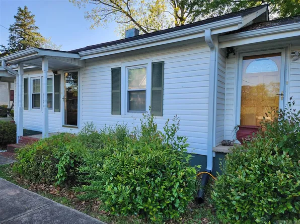 125 Lebanon St, Roanoke, AL 36274