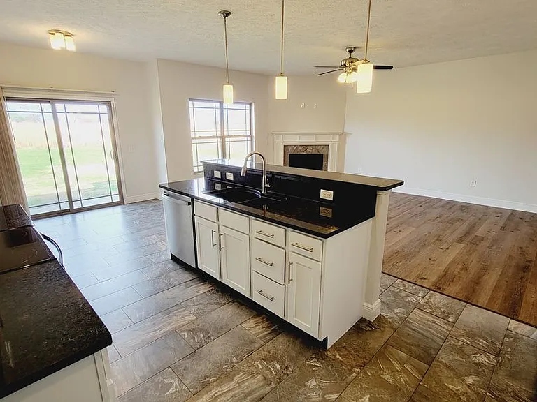 5605 W Sunflower Dr — Photo 3