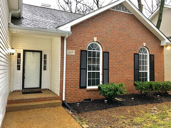 2nd image of 1008 Elmshade Ln