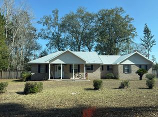 1217 Pine Cir, Macclenny, FL 32063