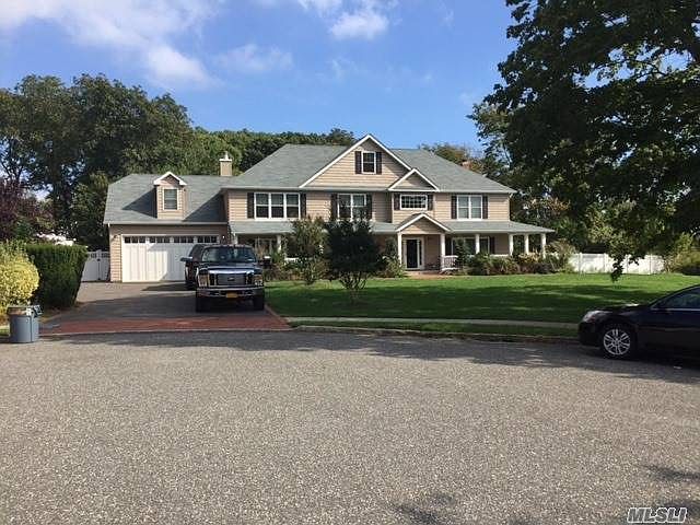 1st image of 8 Kaywood Ct