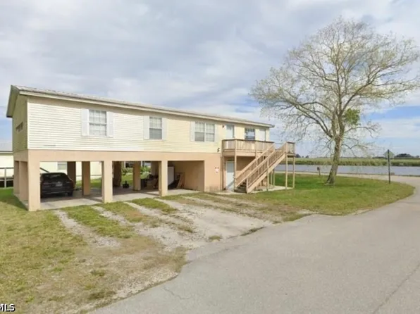 901 Thatcher Blvd, Moore Haven, FL 33471