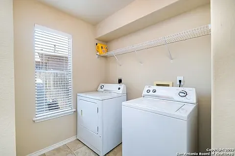 215 Redbird Cir — Photo 19