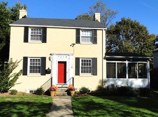 7218 Timber Ln, Falls Church, VA 22046
