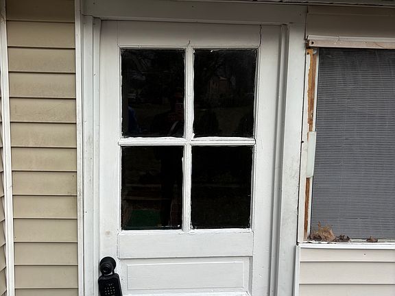 2nd image of 67 Pierce Ave APT 4