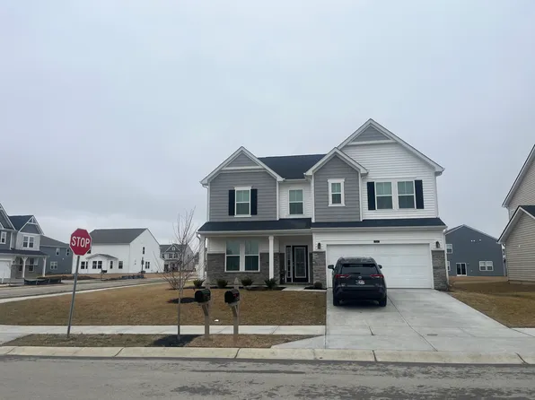 7253 Deerberg Dr, Indianapolis, IN 46259