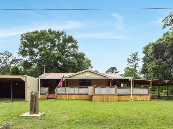 33 Gabe St, Lumberton, MS 39455