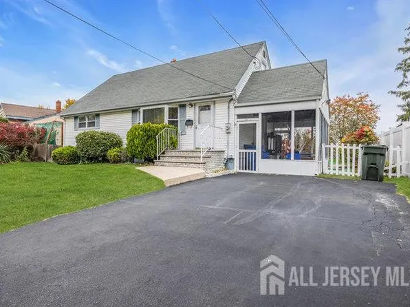 25 Venus Rd, South Amboy, NJ 08879