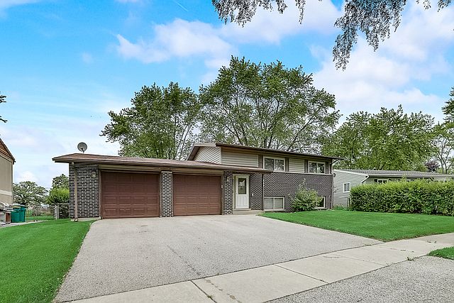 1st image of 645 Marine Dr