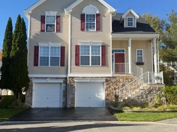 84 Winding Hill Dr, Mount Olive Twp., NJ 07840