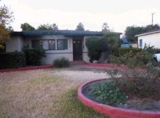 1825 Elaine St, Pomona, CA 91767