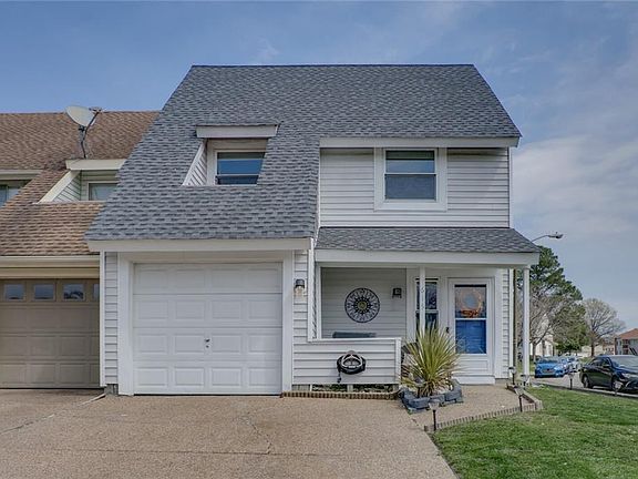 2nd image of 615 Briar Ct