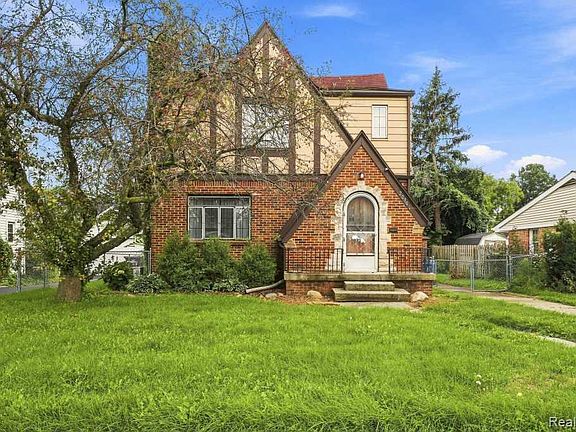 5th image of 2030 Pierce St