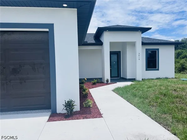 3010 55th St W, Lehigh Acres, FL 33971
