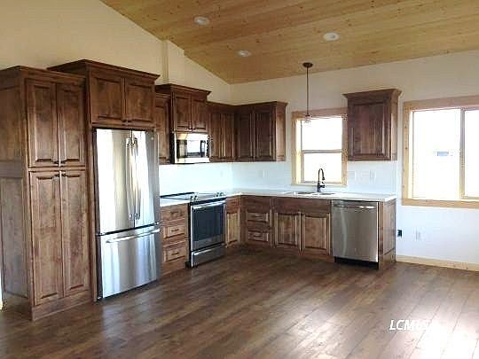 4th image of 87539 Spruce Ln