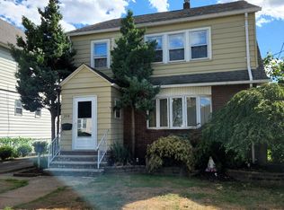 208 Hathaway St FLOOR 2, Wallington, NJ 07057