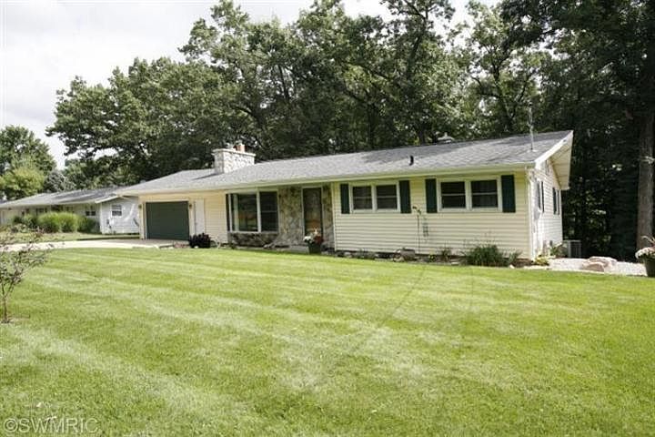 1st image of 239 Gregg Dr