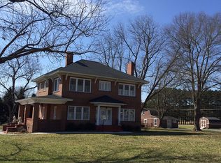 24 Chestnut Ridge Rd, Laurens, SC 29360