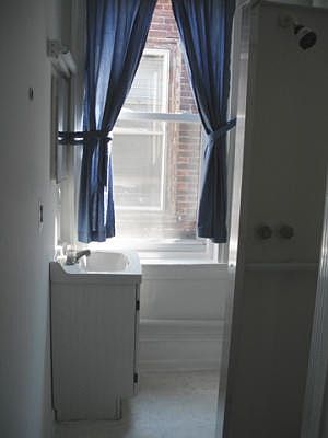 3rd image of 3355 N Park Ave