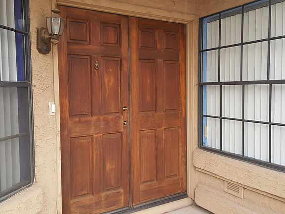 2nd image of 4800 W Joshua Blvd