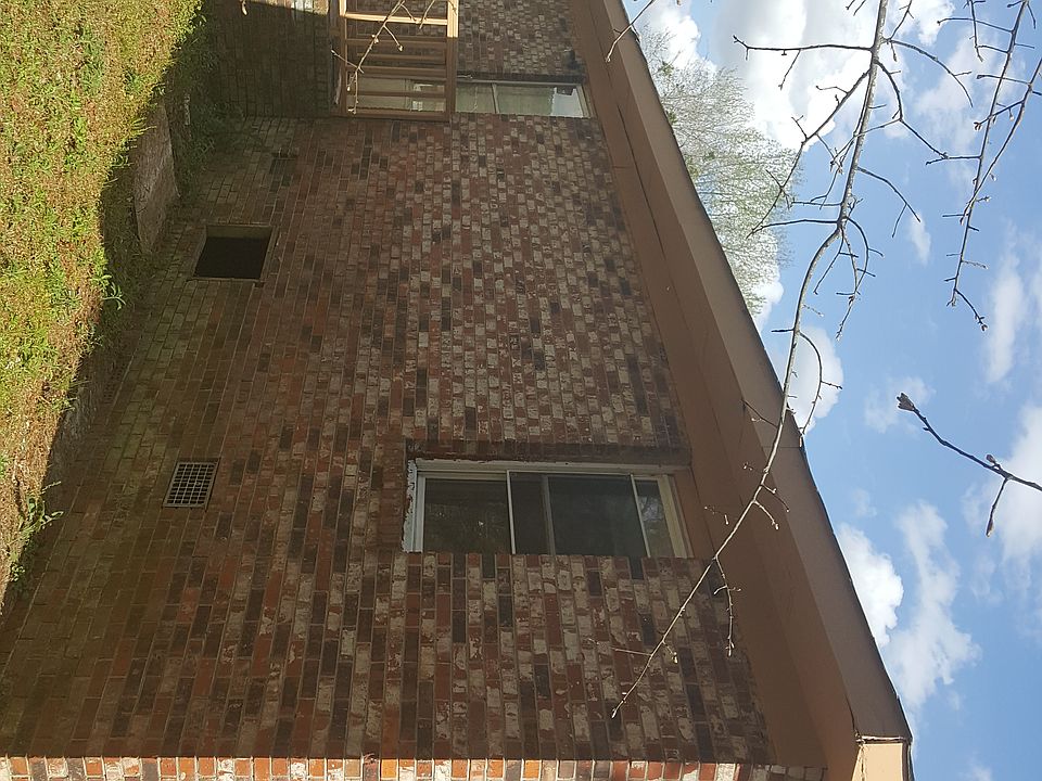 2nd image of 345 Wyoming Dr