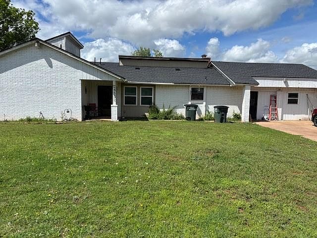 2nd image of 2725 Owen Dr