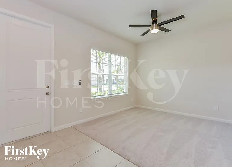 3598 Lazy River Ter — Photo 2