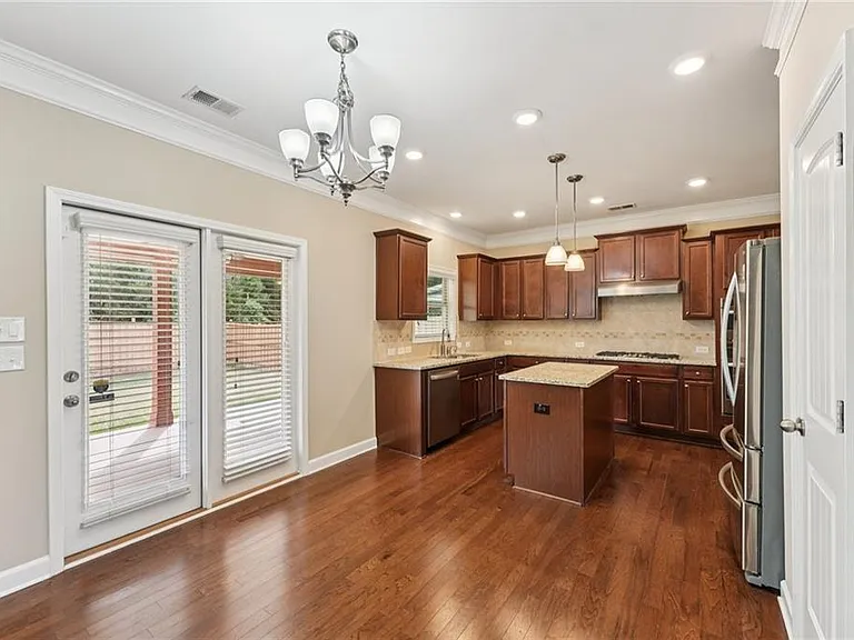 6370 Shiloh Woods Dr — Photo 23