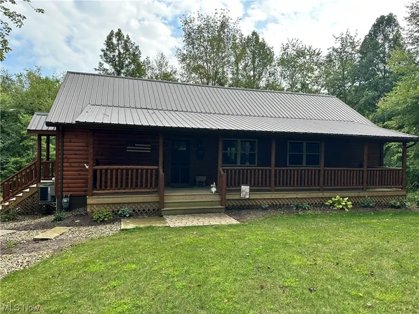 2408 Bern Dr, Millersburg, OH 44654