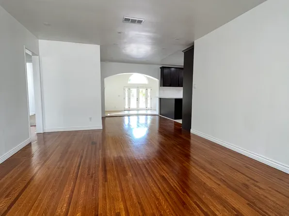 8839 Sparton Ave, Pacoima, CA 91331