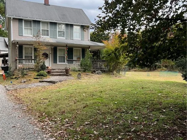 65 Church Road, Airmont, NY 10952