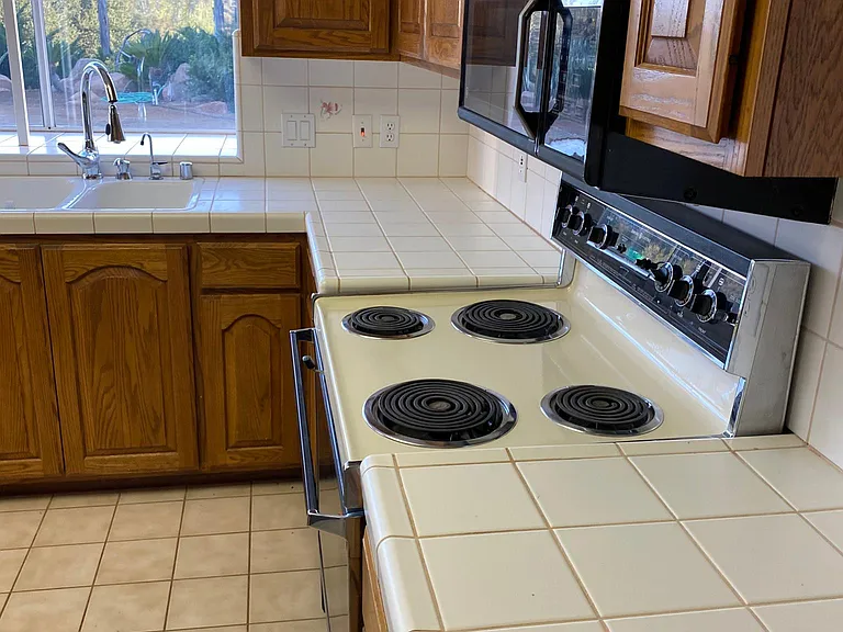 37550 Calle De Companero — Photo 7