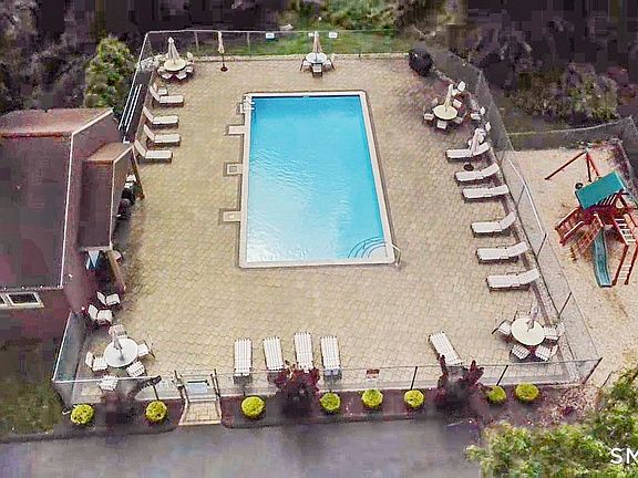 2nd image of 166 Old Brookfield Road #26D4