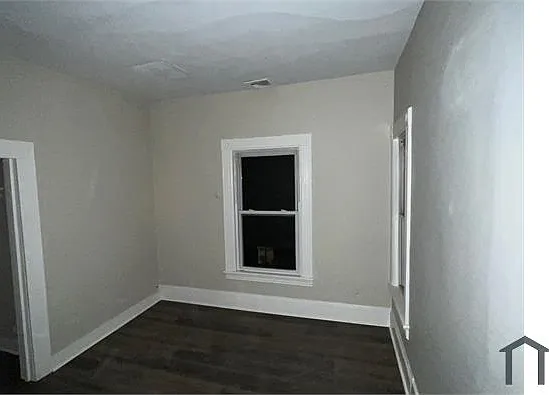 193 Cottage St — Photo 7