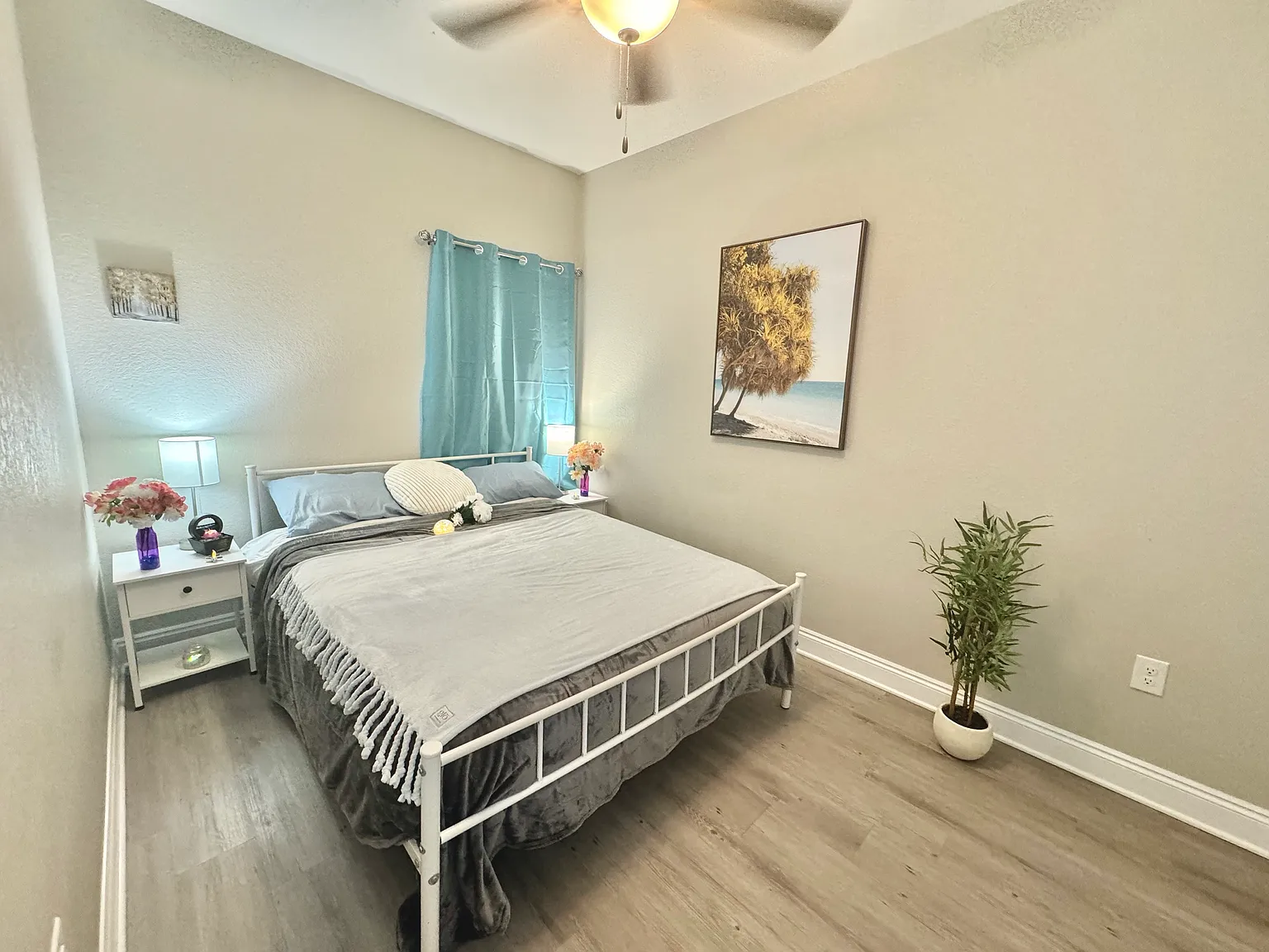 1812 W Gadsden St — Photo 4