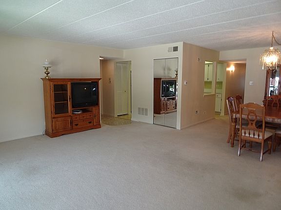 2nd image of 9639 Kedvale Ave APT 104